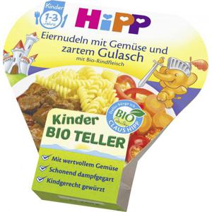 Hipp Eiernudeln mit Gemüse und zartem Gulasch mit Bio Rindfleisch