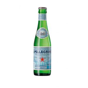 San Pellegrino Mineralwasser natur mit Kohlensäure (Mehrweg)