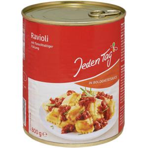 Jeden Tag Ravioli in Bolognesesauce