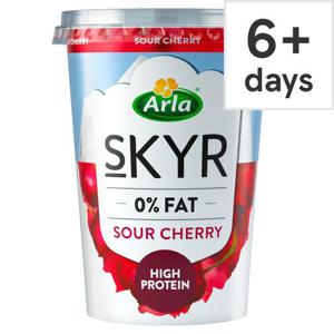 Arla Skyr 0% Fat Sour Cherry Yogurt 450G