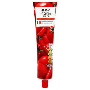 Tesco Tomato Puree With Chilli 135G