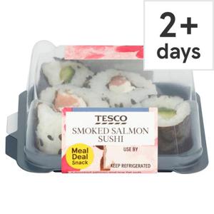 Tesco Smoked Salmon Sushi Snack 57G