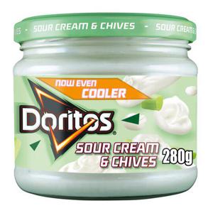 Doritos Sour Cream & Chive Dip 300G