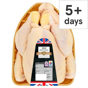 Tesco Room To Roam Large British Whole Chicken 1.4Kg-1.8Kg