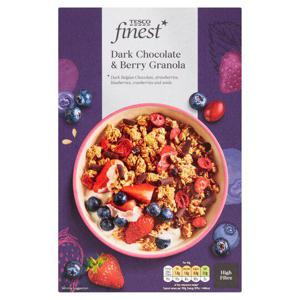 Tesco Finest Chocolate & Berry Granola 500G