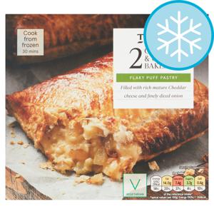 Tesco 2 Cheese & Onion Bakes 260G