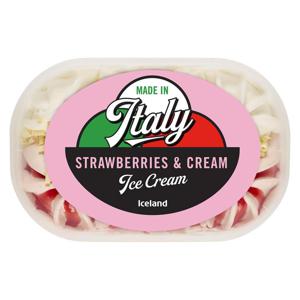 Iceland Strawberries and Cream Ice Cream 900ml