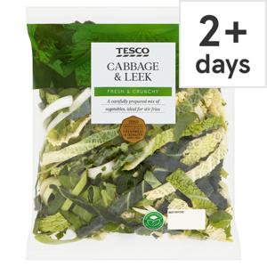 Tesco Cabbage & Leek 300G (C)