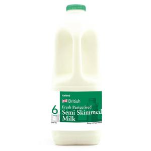 Iceland British Fresh Pasteurised Semi Skimmed Milk 6 Pints