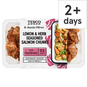 Tesco & Jamie Oliver Lemon & Herb Salmon Chunks 367G