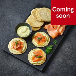 Tesco Finest Scottish Smoked Salmon & Hollandaise Blini Kit Serves 8