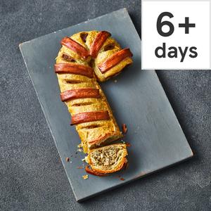 Tesco Pork Cranberry & Stuffing Candy Cane Sausage Roll Serves 8