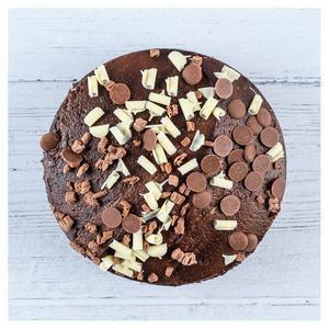 Sainsbury's Galaxy Cake Triple Chocolate 376g (Serves 8)