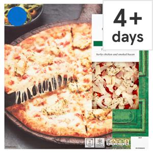 Tesco Stonebaked Chicken & Bacon Pizza 287G