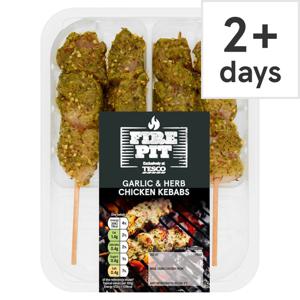 Tesco Fire Pit Garlic & Herb Chicken Kebabs 260G