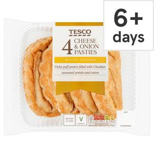 Tesco 4 Cheese & Onion Pasties 520G