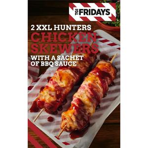 TGI Fridays 2 XXL Hunters Chicken Skewers with a Sachet of BBQ Sauce 450g