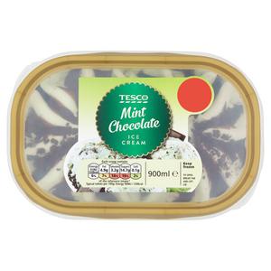 Tesco Mint Chocolate Ice Cream 900Ml