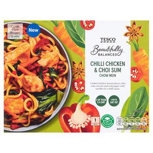 T. Beaut Balncd Tesco Beautifully Balanced Chilli Chicken Chow Mein 400G