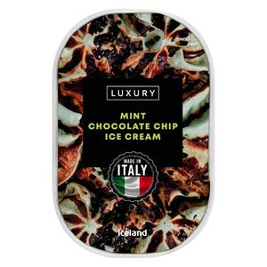 Iceland Luxury Mint Chocolate Chip Ice Cream 900ml