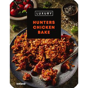 Iceland Luxury Hunters Chicken Bake 350g