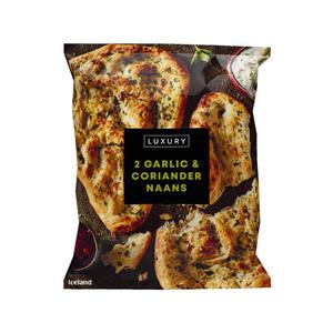 Iceland Luxury 2 Garlic and Coriander Naans 300g