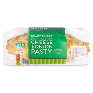 Crestwood Cheese & Onion Pasty 200g