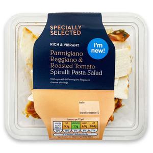 Specially Selected Parmigiano Reggiano & Roasted Tomato Spiralli Pasta Salad 220g