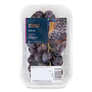 Specially Selected Sable Grapes 400g