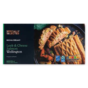 Specially Selected Leek & Cheese Salmon Wellington 700g