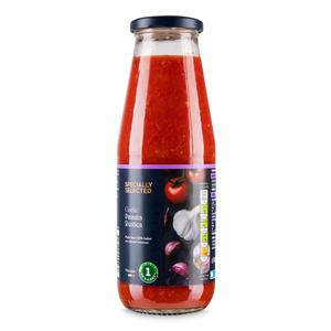 Specially Selected Garlic Passata Rustica 690g