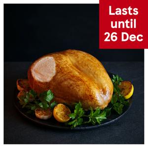 Tesco Finest British Free Range Bronze Turkey Crown Large 2.26kg-3kg Serves 11-14