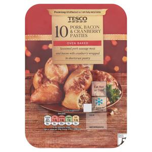 Tesco Pork, Bacon & Cranberry Pasties 300G