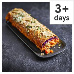 Tesco Finest Sweet Potato & Red Cabbage Christmas Log Serves 4