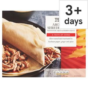 Tesco Aromatic Shredded Duck & Pancakes 230G