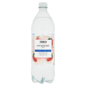 Tesco Strawberry Still Flavoured Water 1Ltr