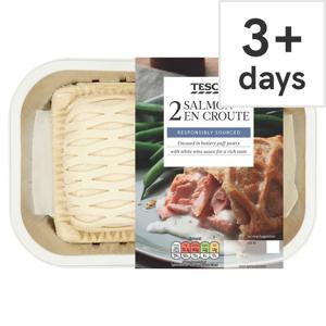 Tesco Salmon En Croute 380G