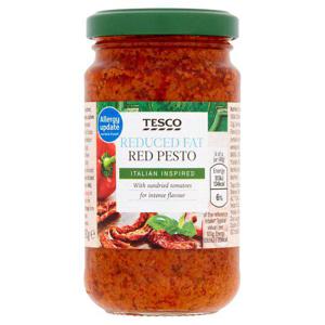 Tesco Reduced Fat Red Pesto 190G