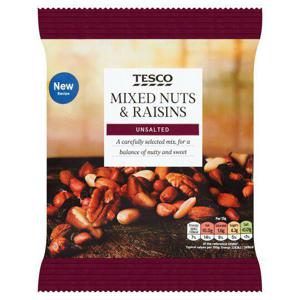 Tesco Unsalted Mixed Nuts & Raisins 250G