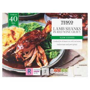 Tesco 2X Lamb Shanks In Red Wine Gravy 780G