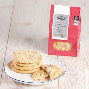 Tesco Finest Raspberry & White Chocolate Cookies 4 Pack