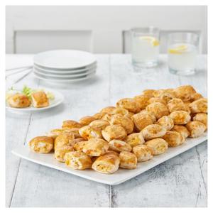 Tesco Easy Entertaining Cheese And Onion Rolls 80Pk 880G