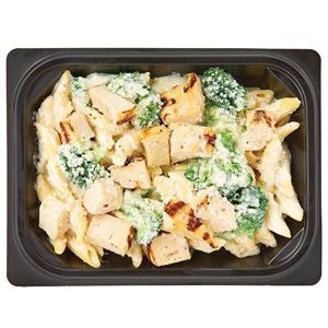 Wegmans Penne Alfredo with Chicken and Broccoli Pasta Bowl