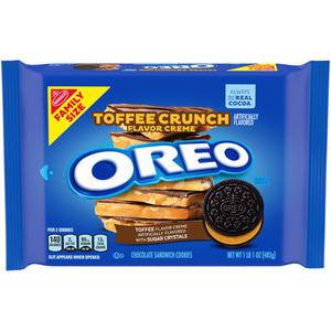 Oreo Sandwiches Cookies, Chocolate, Toffee Crunch Flavor Creme, Family Size