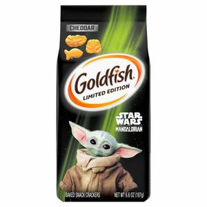 Pepperidge Farm® Goldfish® Baked Snack Crackers, Cheddar, Star Wars