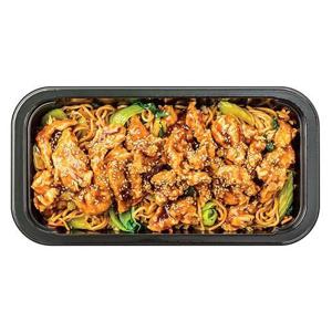 Wegmans Sesame Chicken with Vegetable Lo Mein, FAMILY PACK