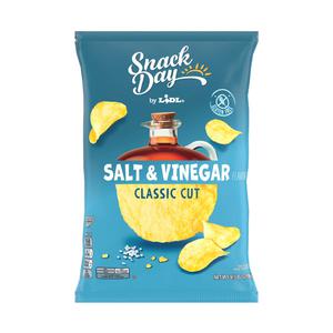 Snack Day salt & vinegar flavored potato chips