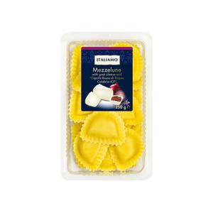 Italiamo verse pasta mezzelune geitenkaas en rode ui