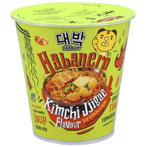 Daebak Habanero kimchi jigae noodles