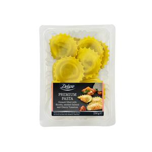 Deluxe Gevulde pasta ricotta zalm tomaat